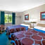 Super 8 by Wyndham Canandaigua