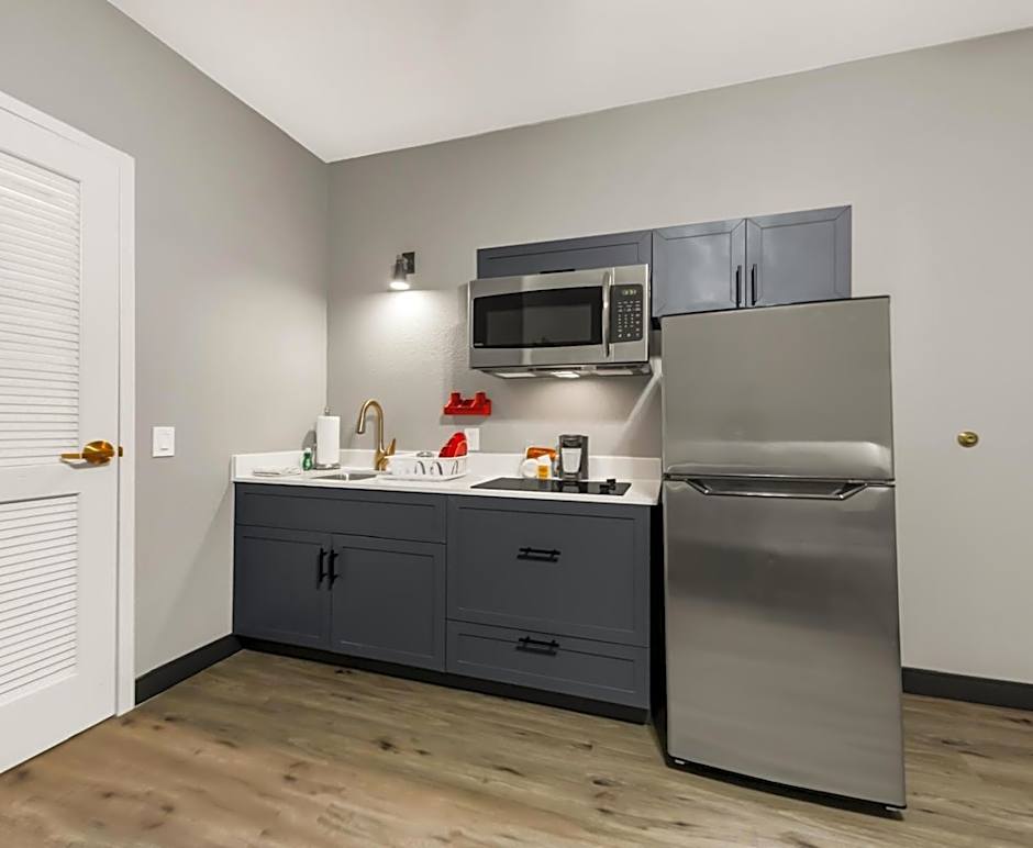 Hawthorn Extended Stay by Wyndham College Station