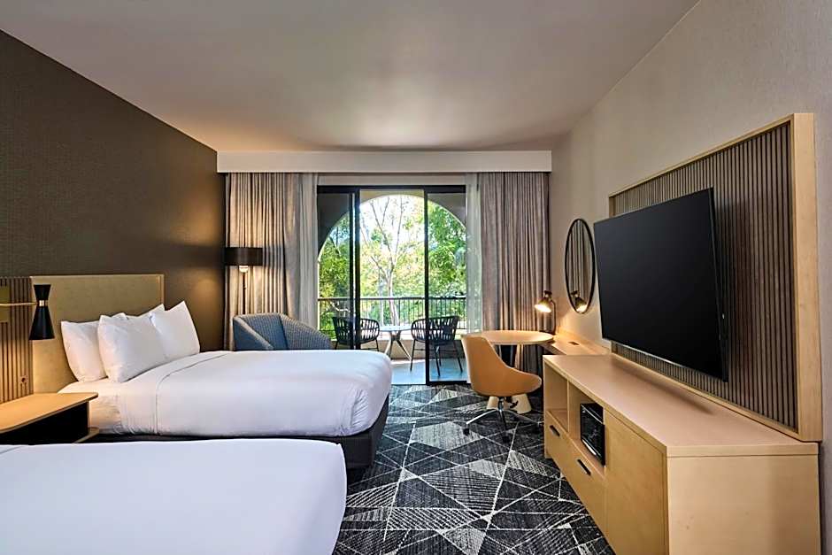 DoubleTree By Hilton Newark - Fremont