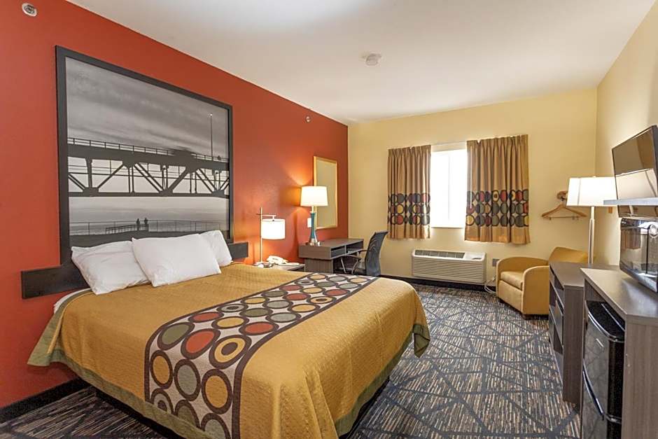 Super 8 by Wyndham Big Rapids