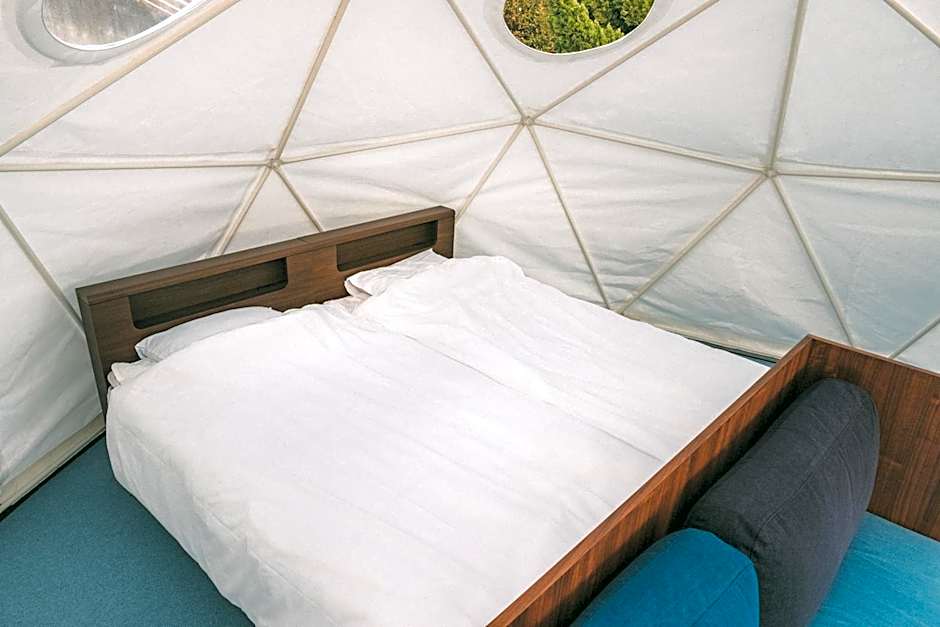 DENIM HOSTEL float