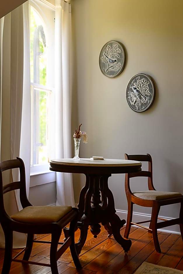 Rose Hill Inn