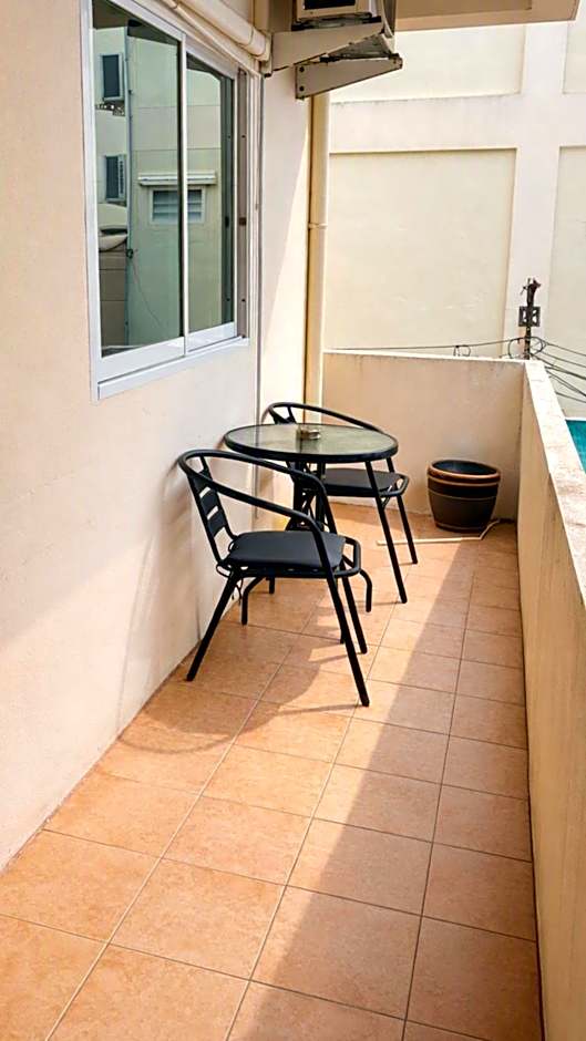 K2 Seaside Suites