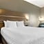 Best Western Plus Lake Elsinore Inn & Suites