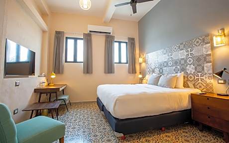 Deluxe Double Room with Bath