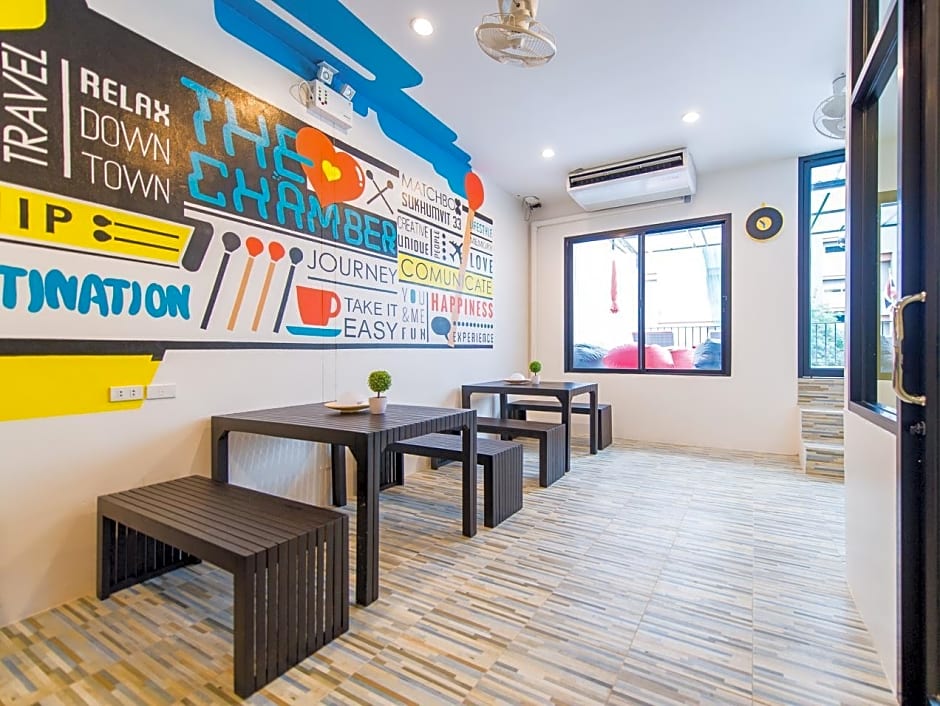 Matchbox Bangkok Hostel