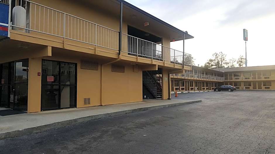America's Best Inn - Macon
