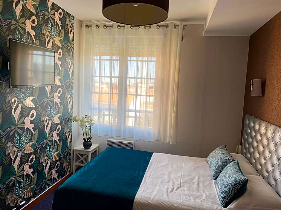 Hôtel Calme Des Pins & Spa