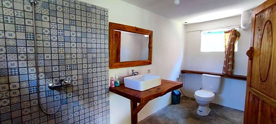 Hakiki Inn Bungalows