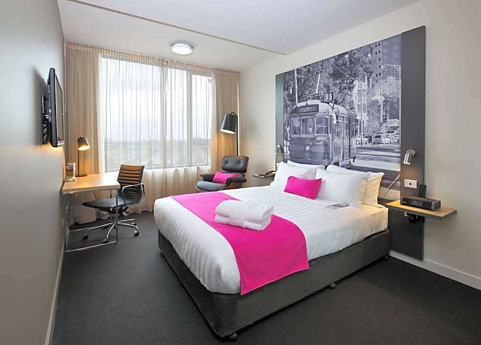 Mercure Melbourne Therry Street