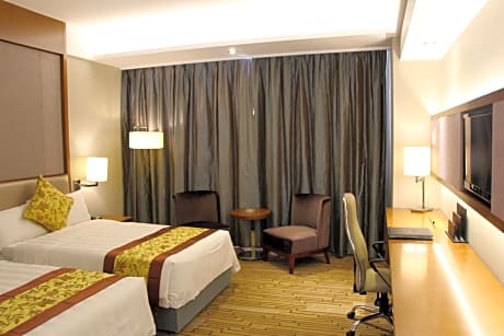 Rayfont Superior Twin Room