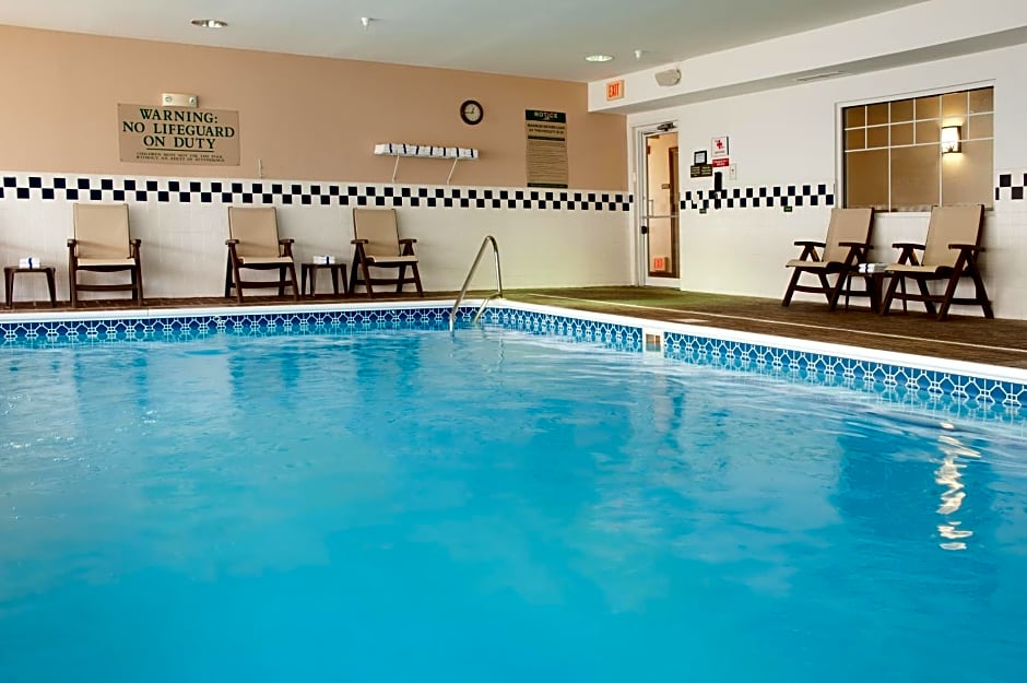 Country Inn & Suites by Radisson, Champaign North, IL