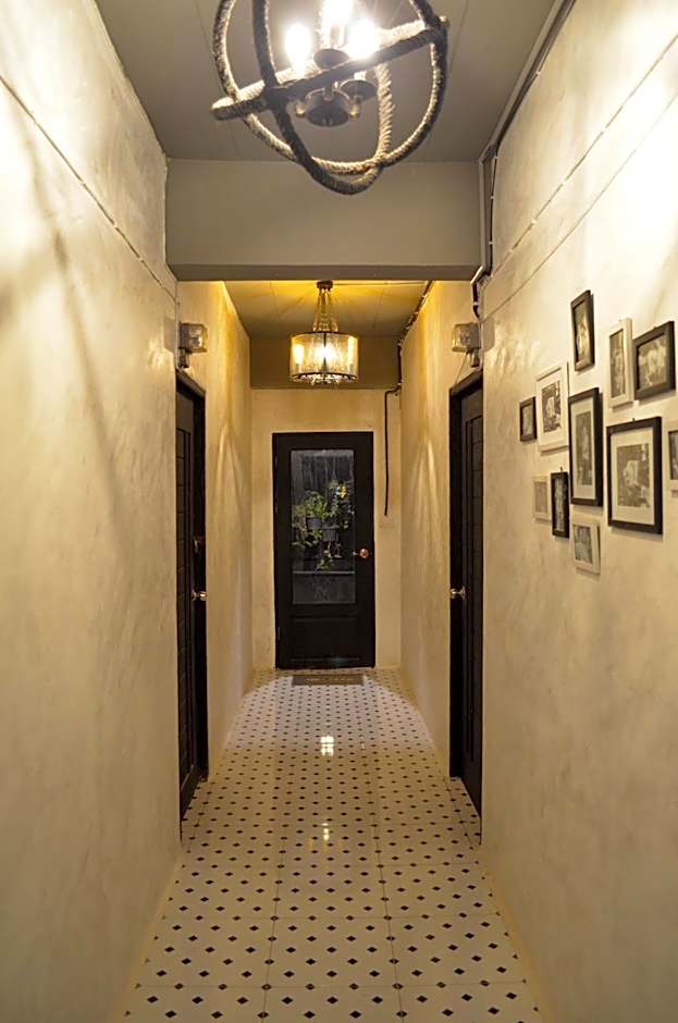 Dawnthaya Ayutthaya Art House บ้านดอนธยๅ อยุธยา