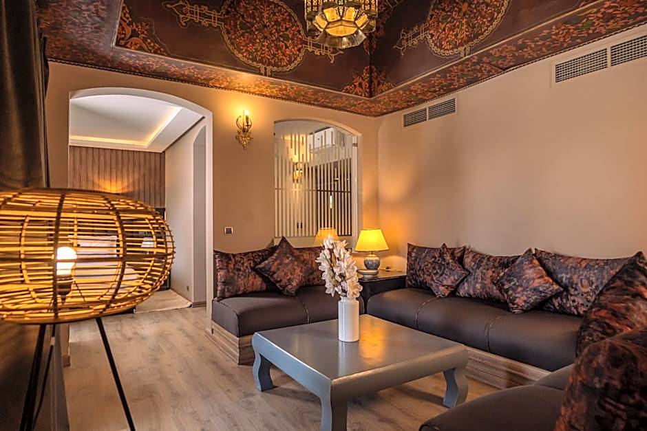 RS Hotel Karam Palace