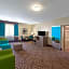 La Quinta Inn & Suites by Wyndham Midland North
