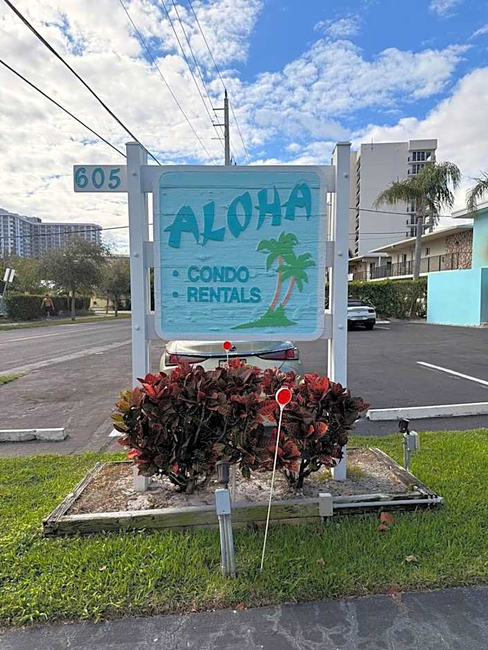 Aloha Apartments On the Intracoastal-Walk to the Beach