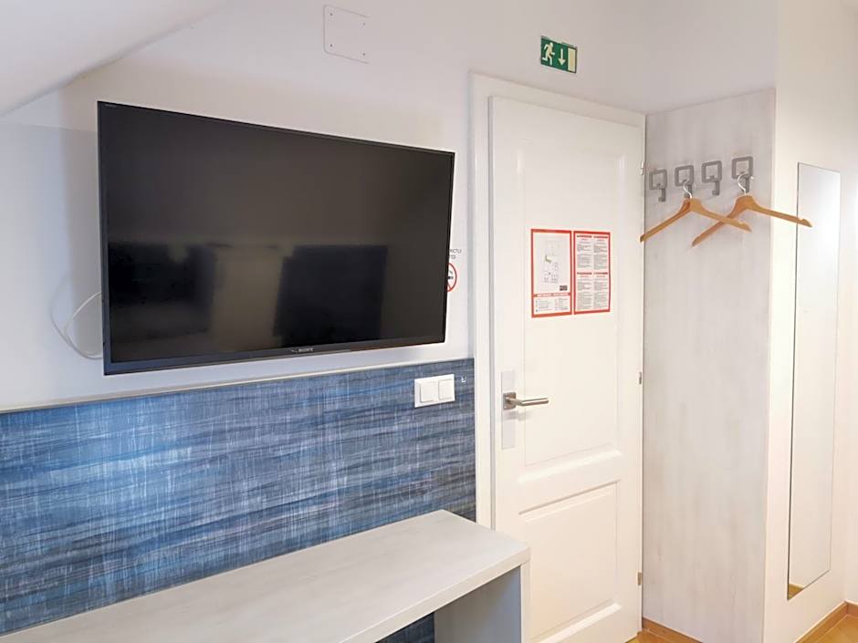 H2O Hostel