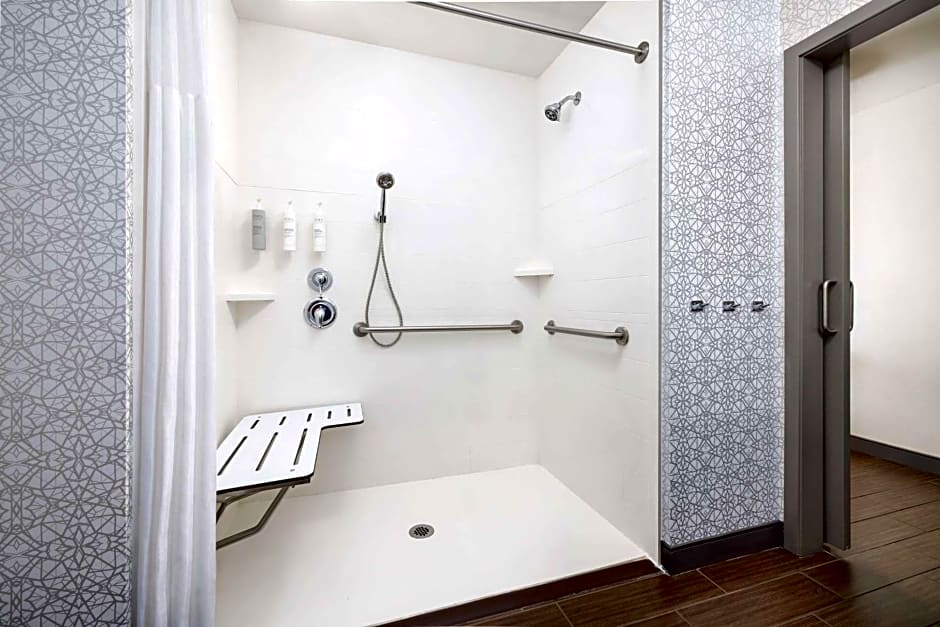Hampton Inn By Hilton and Suites Napa