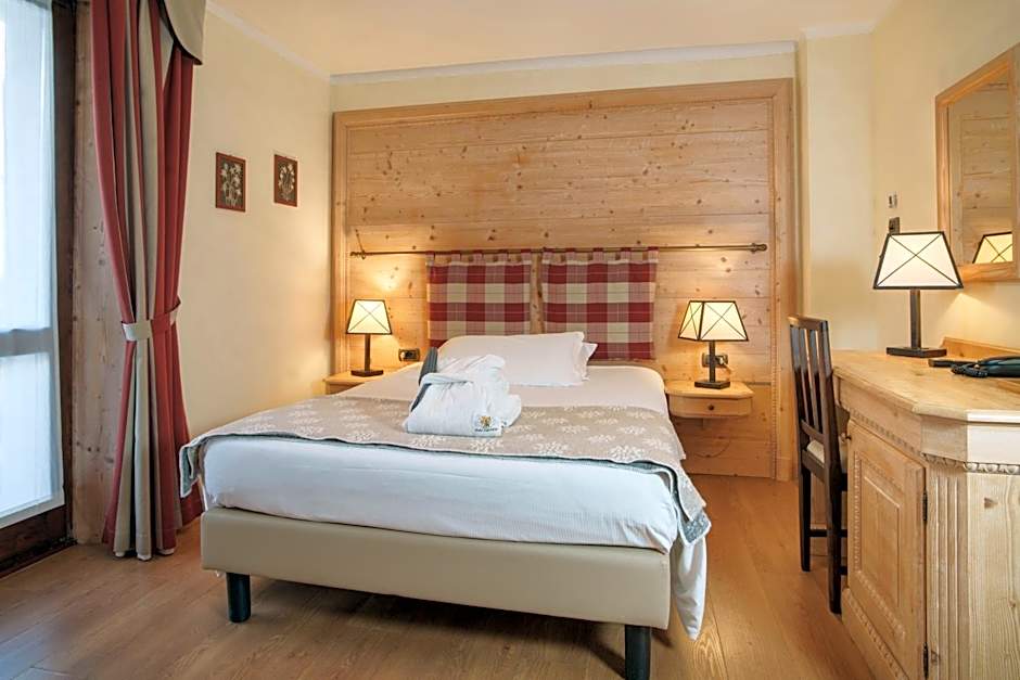 Hotel Edelweiss 3 Stelle SUPERIOR