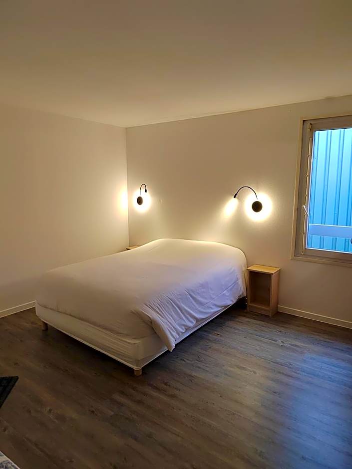 FASTHOTEL PARIS OUEST BOUAFLE