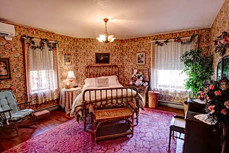 Maid's Quarters