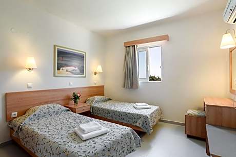 Two-Bedroom Apartment (5 Adults)