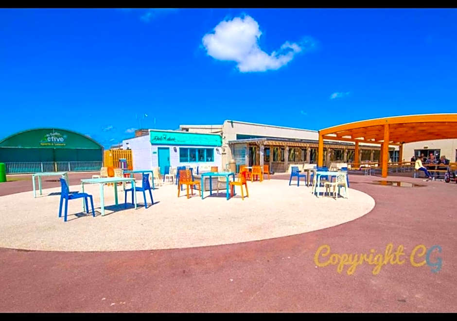 Y1 - Camber Sands Holiday Park - Sleeps 6