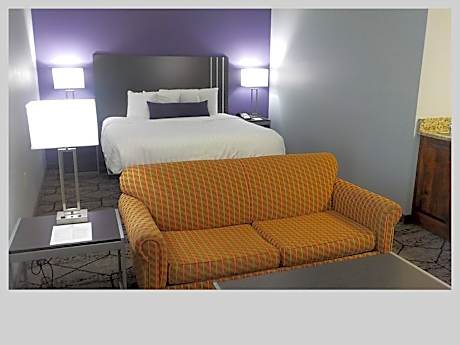King Suite with Spa Bath