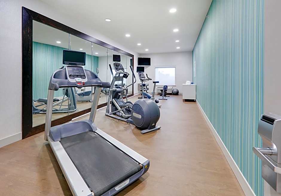 Holiday Inn Express Hotel & Suites Cleburne By IHG