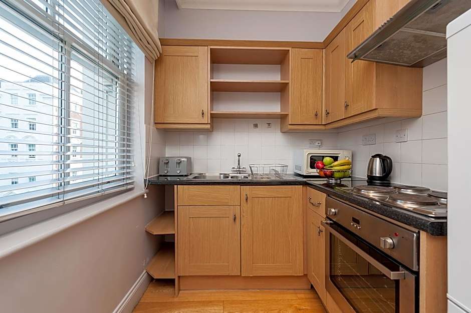 12 London Street Apartments