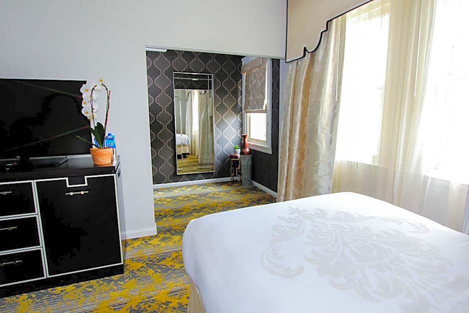 The Churchill Hotel near Embassy Row