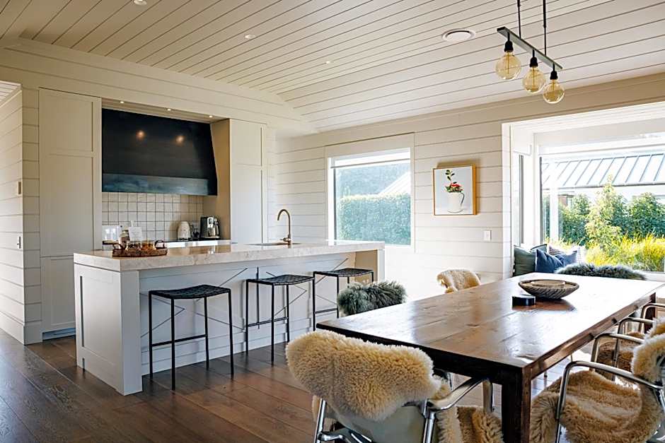 Craggy Range Luxury Vineyard Retreat