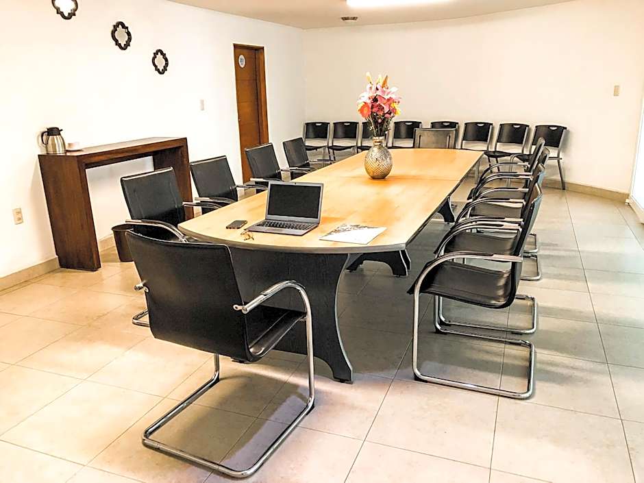 Hotel River Poliforum