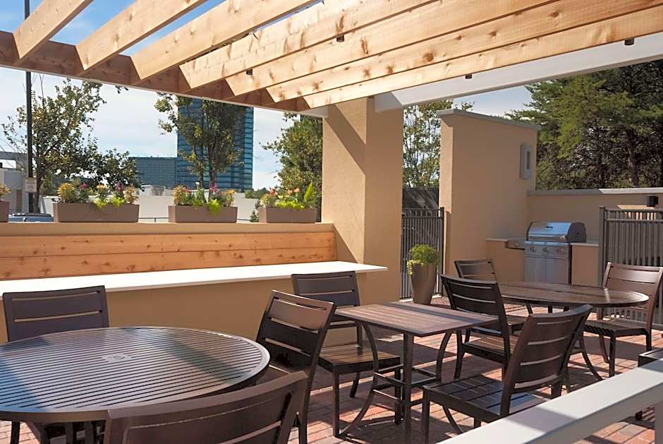 Home2 Suites By Hilton Atlanta Perimeter Center