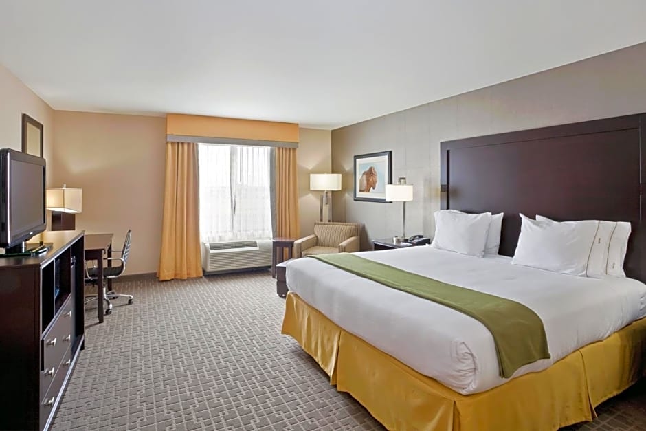 Holiday Inn Express Hays By IHG