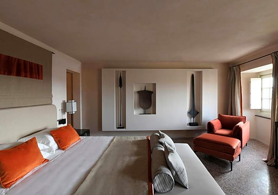 Photo 1 of 4 of Deluxe, Sea View