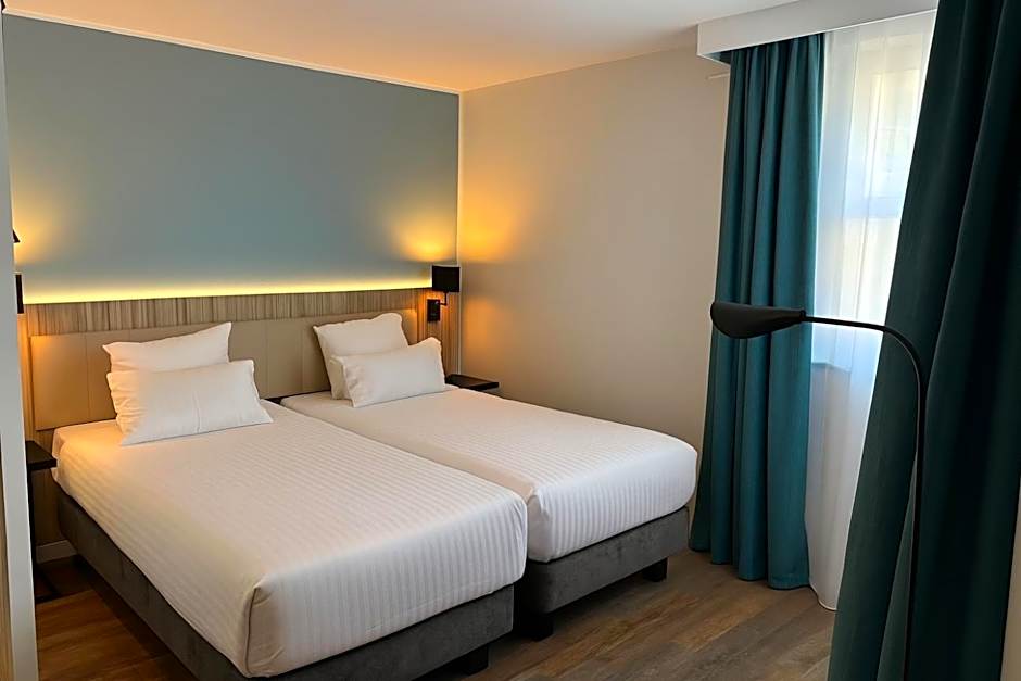 Campanile Reims Centre - Cathedrale