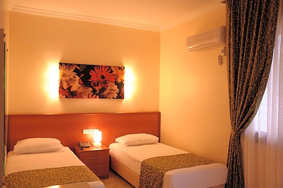 Lord Hotel