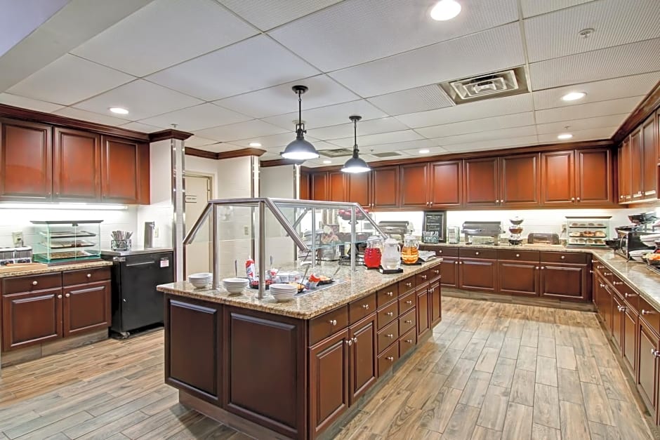Homewood Suites by Hilton Newark-Cranford