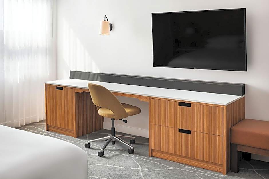 Delta Hotels by Marriott Grande Prairie Airport