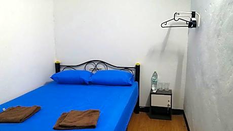 Standard Room No Window