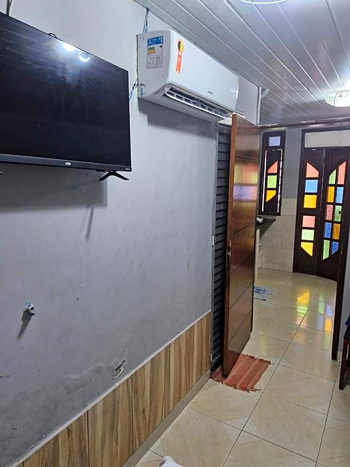 Kitnets com AR Condicionado na Praia