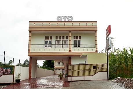 Hotel O Sopou Penginapan Rinal & Tuah