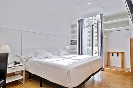 Standard Double Room with city council square view