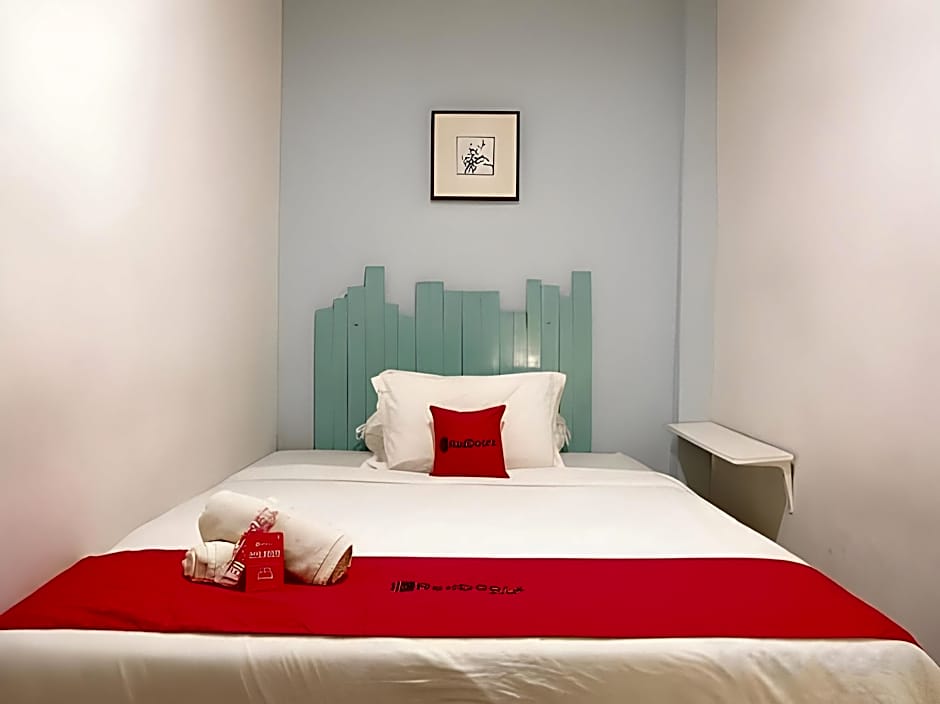 RedDoorz near RSUD Kota Mataram