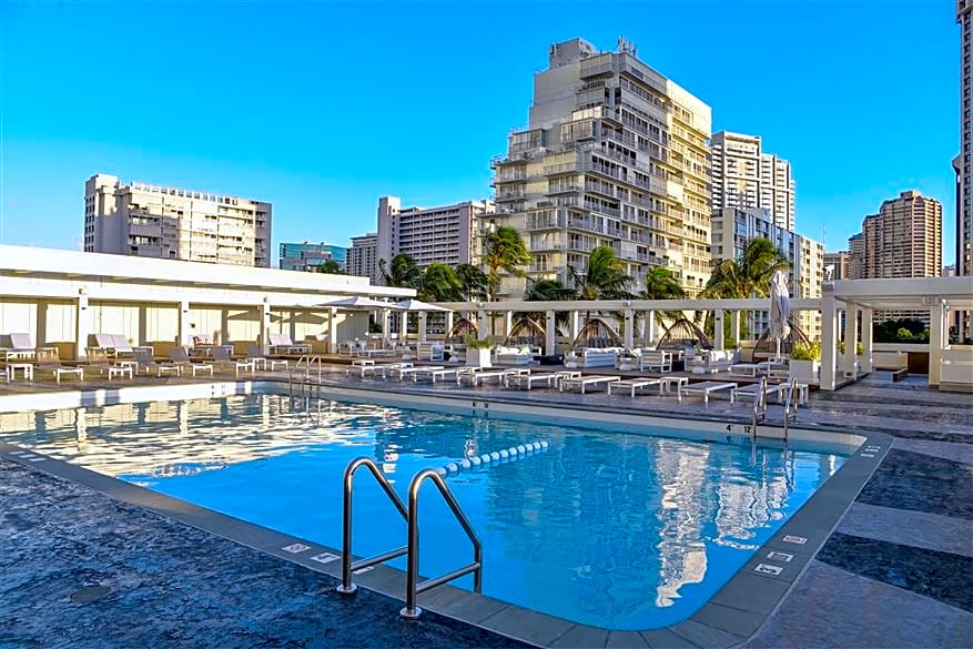 Ala Moana Honolulu by Mantra
