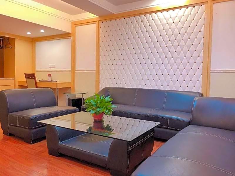GreenTree Inn AnHui HuangShan She County HuiZhou Ancient City Middle HuangShan Road Business Hotel