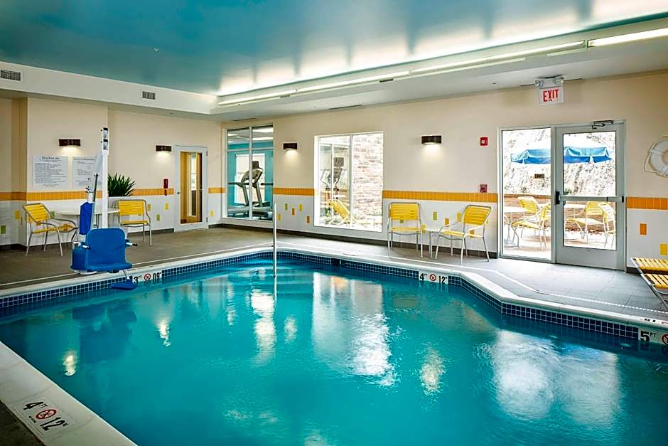Fairfield Inn & Suites by Marriott Monaca