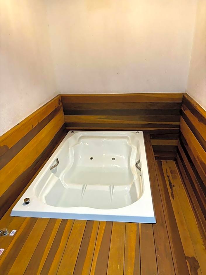 Pousada Entre Folhas