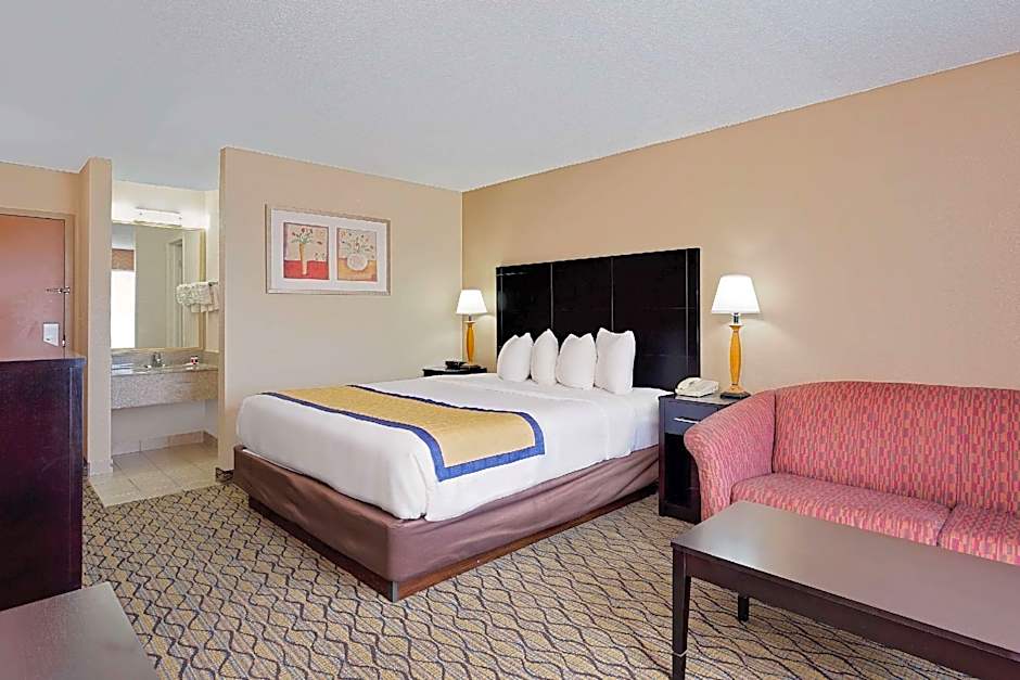 Photo 1 of 1 of 1 King Bed, Accessible